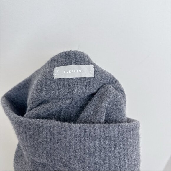 Everlane Womens Medium The Cozy-Stretch Short Wool CN - Picture 6 of 10